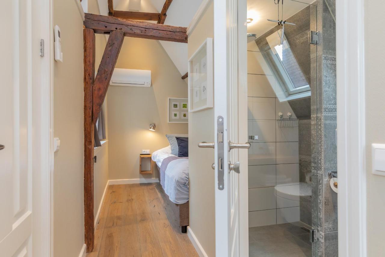 Exlibris Boutique Hotel 2*
